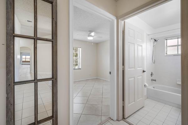 Floral Lakes, 6192 Floral Lakes Dr, Delray Beach, Florida 33484, image 2