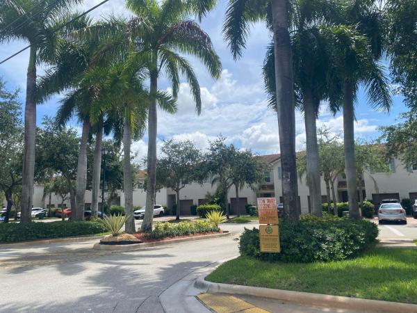 Southgate At Nob Hill, 8214 Prestige Commons Dr, Tamarac, Florida 33321, image 3