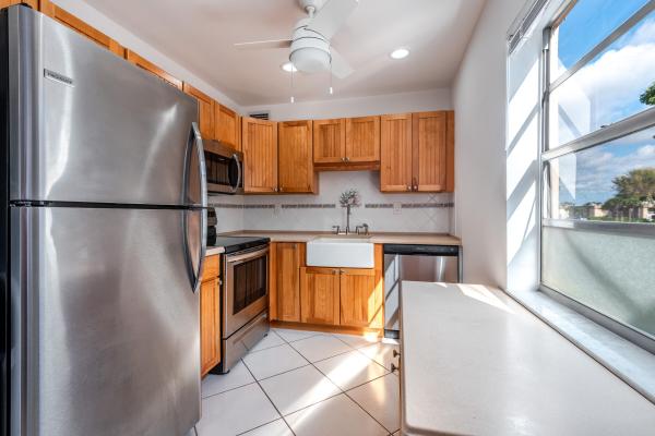 369 Capri H, Delray Beach, Florida 33484, image 1