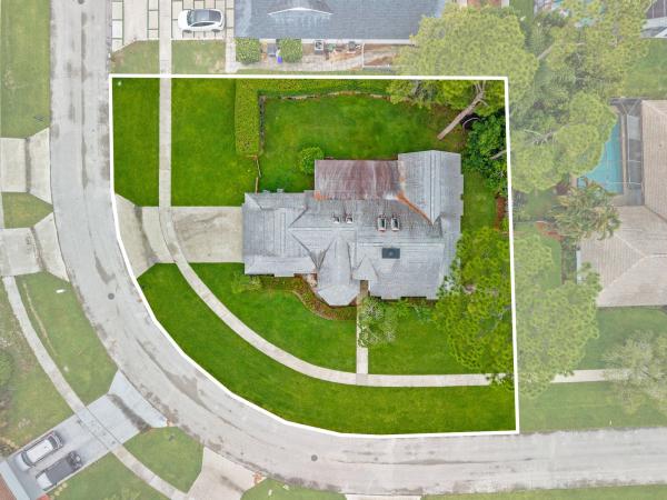 Sugar Pond Manor, 13571 Jonquil Pl, Wellington, Florida 33414, image 1