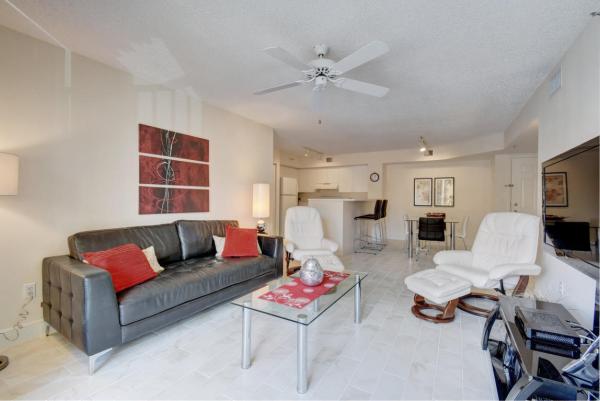 The Yacht Club On The Intracoastal, 135 Yacht Club Way #207, Hypoluxo, Florida 33462, image 3