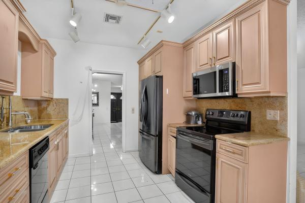 Solimar At Boca Del Mar, 7690 Solimar Cir, Boca Raton, Florida 33433, image 2