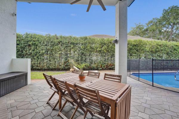 Banyan Oakridge, 3348 Oak Hill St, Hollywood, Florida 33312, image 1