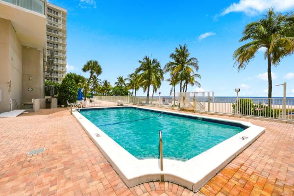 Pompano Atlantis, 1000 S Ocean Blvd #14O, Pompano Beach, Florida 33062, image 1