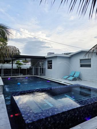 Forest Hill Village, 1902 Baythorne Rd, West Palm Beach, Florida 33415, image 3