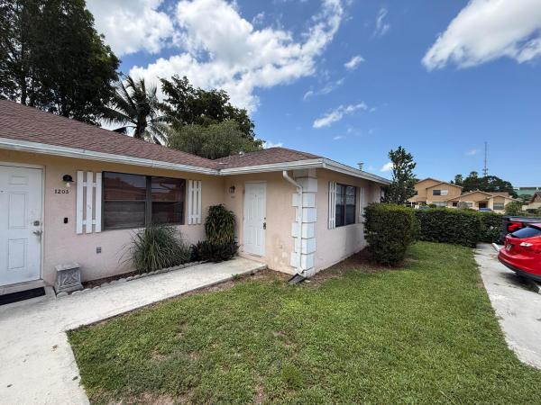 South Shore Of Wellington, 1201 White Pine Dr, Wellington, Florida 33414, image 1