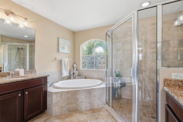 1517 Birdie Dr, Naples, Florida 34120, image 2