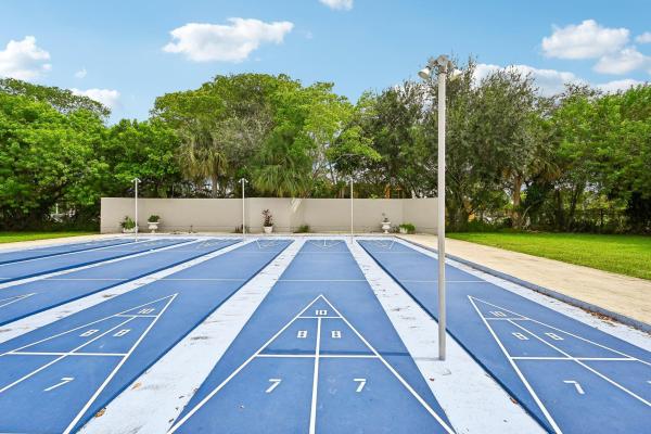 Four Sea Suns, 312 NE 17th Ave AVENUE #202, Boynton Beach, Florida 33435, image 2