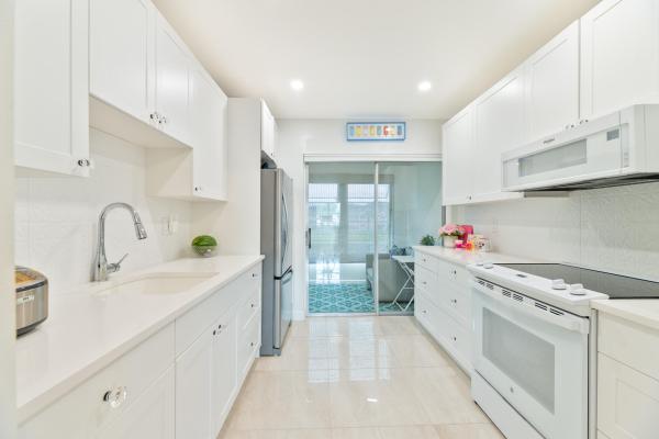 Abbey Village, 32 Abbey Ln #205, Delray Beach, Florida 33446, image 1