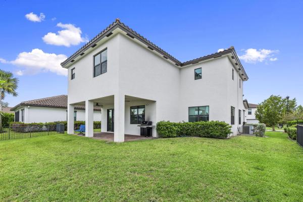 BellaSera, 3124 Streng Ln, Royal Palm Beach, Florida 33411, image 2