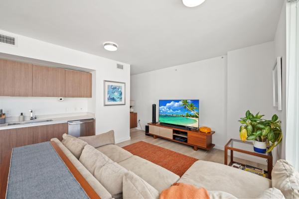 Le Parc At Brickell, 1600 SW 1st Ave #702, Miami, Florida 33129, image 3