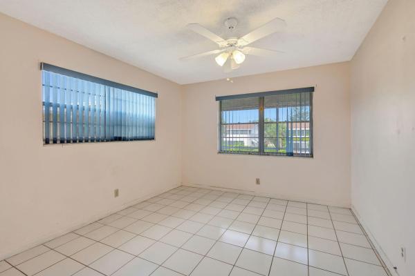332 Sheffield N, West Palm Beach, Florida 33417, image 2
