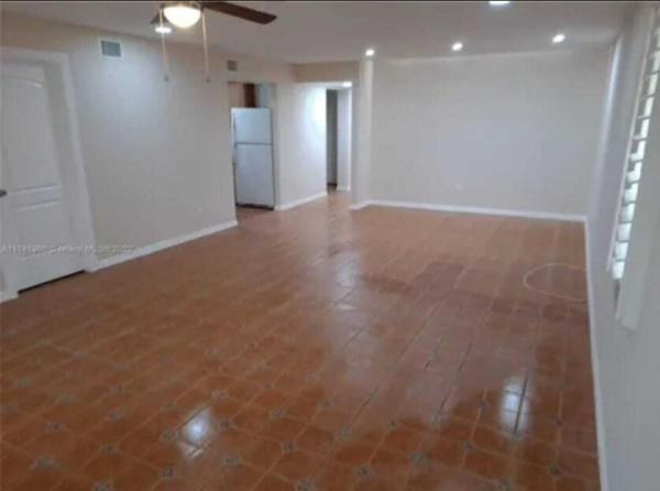 Lake Island, 4413 NW 3rd Ave, Deerfield Beach, Florida 33064, image 3