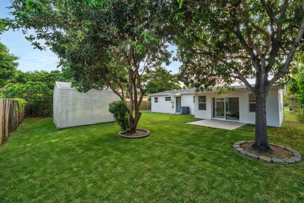 Boulevard Heights, 301 N 65th Way, Hollywood, Florida 33024, image 2