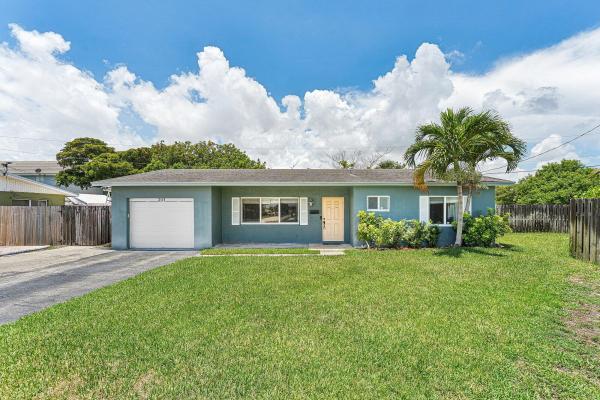 Bonita Park, 301 SE 3rd St, Deerfield Beach, Florida 33441, image 1
