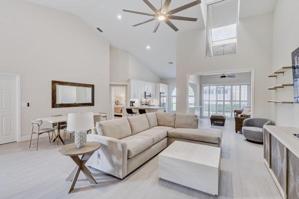 Heather Run, 802 Sabal Palm Ln, Palm Beach Gardens, Florida 33418, image 1