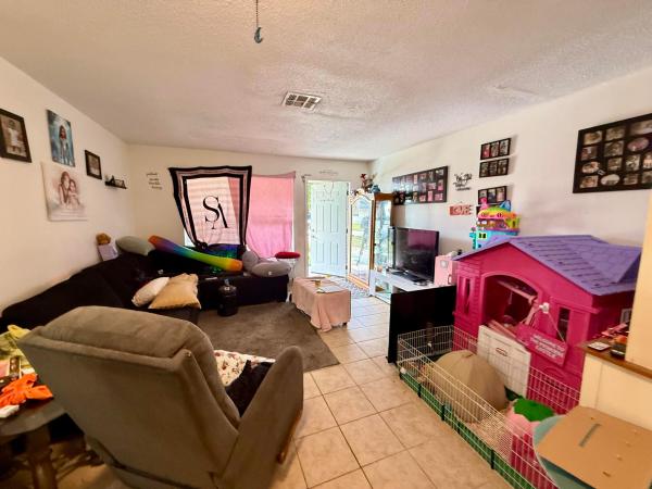 Fort Pierce Residential, 924 Skylark Dr, Fort Pierce, Florida 34982, image 2