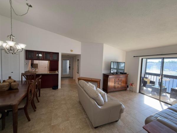 Witney At Lakes Of Delray, 15445 Lakes Of Delray Blvd #204, Delray Beach, Florida 33484, image 2