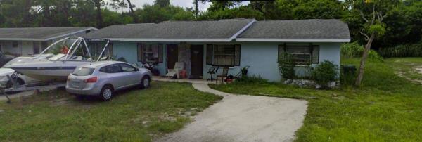 Silver Lake Park, 808 N Lake Dr, Fort Pierce, Florida 34982, image 1
