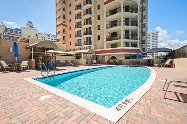 The Vue, 2001 N Ocean Blvd #202, Fort Lauderdale, Florida 33305, image 2