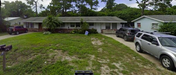 Silver Lake Park, 902 N Lake Dr, Fort Pierce, Florida 34982, image 1