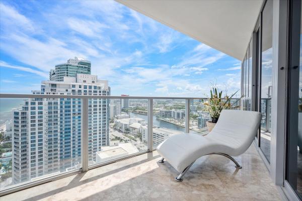 Ocean Palms, 3101 S Ocean Dr #2707, Hollywood, Florida 33019, image 1