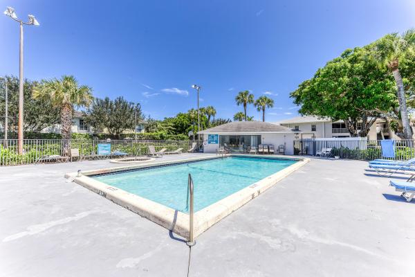 240 SE 10th St, Delray Beach, Florida 33483, image 3