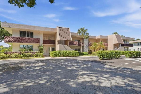 3001 S Palm Aire Dr #206, Pompano Beach, Florida 33069, image 1