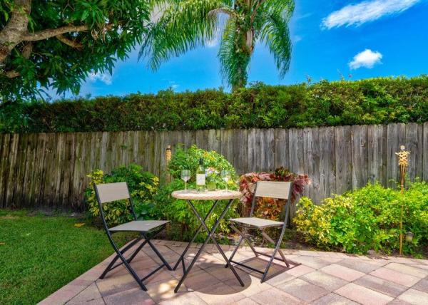 Cimarron At Loggers Run, 11335 Woodchuck Dr, Boca Raton, Florida 33428, image 2