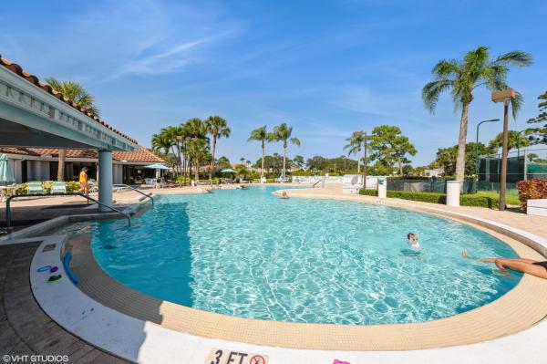 805 Harbour Pointe Way, Greenacres, Florida 33413, image 2