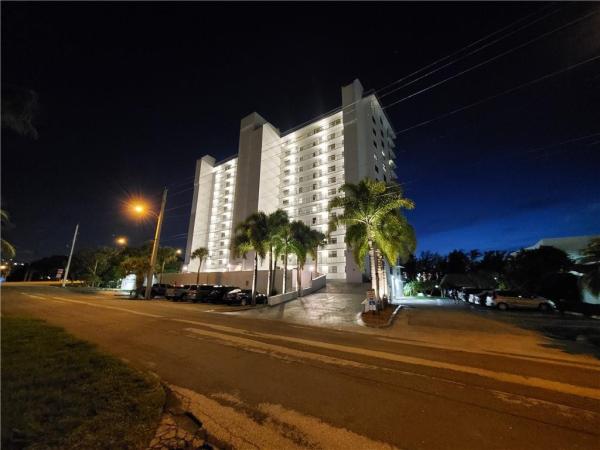 The Waterbury, 1401 N Riverside Dr #807, Pompano Beach, Florida 33062, image 3
