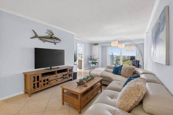 Ambassadors East, 3215 S Ocean Blvd #702, Highland Beach, Florida 33487, image 2