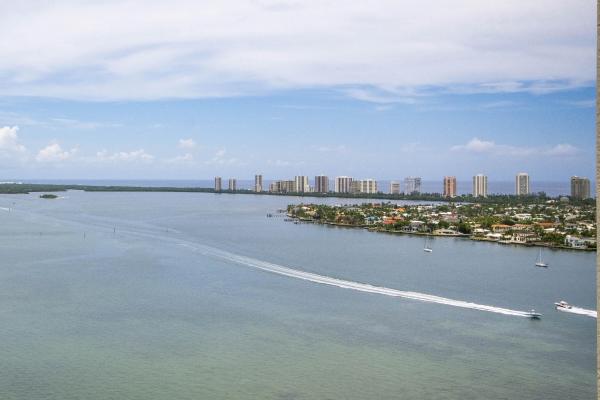 Marina Grande Club & Residences, 2650 Lake Shore Dr #2303, Riviera Beach, Florida 33404, image 2