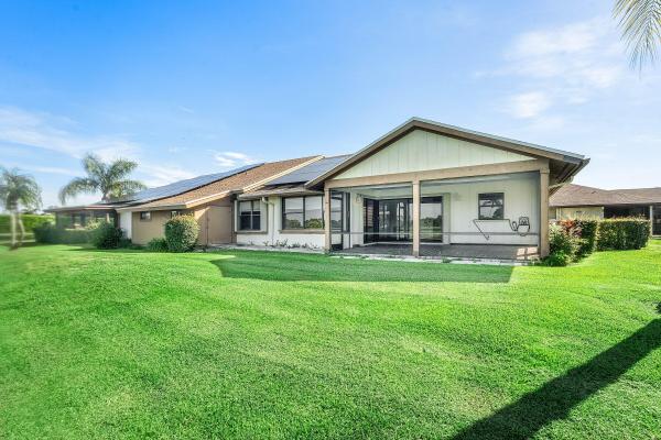 Eastpointe Country Club, 13445 Crosspointe Dr, Palm Beach Gardens, Florida 33418, image 2