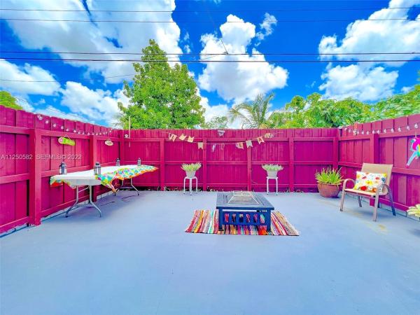Palmas Townhouses, 3672 SW 59th Ave #7, Davie, Florida 33314, image 2