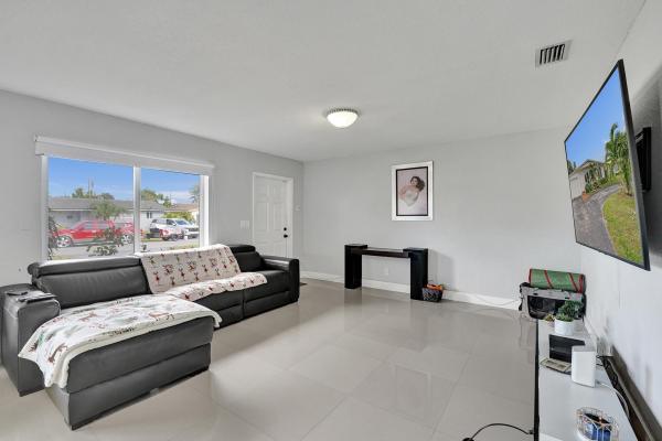 Hollywood Hills, 3322 Mckinley St, Hollywood, Florida 33021, image 2