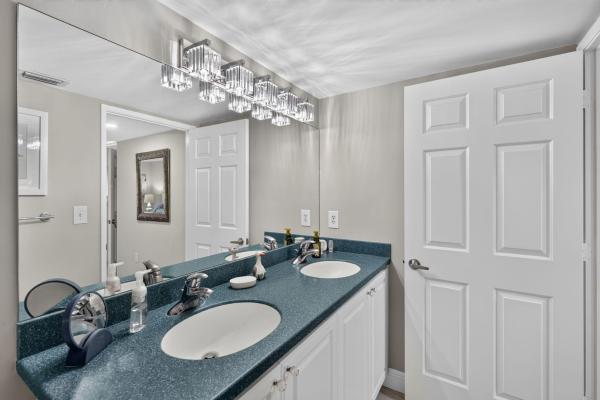 Jupiter Bay East, 275 Palm Ave #D203, Jupiter, Florida 33477, image 1