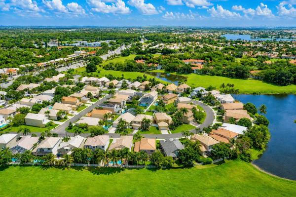 Fairway Pointe At Carolina Country Club, 7651 Normande Ct, Margate, Florida 33063, image 1