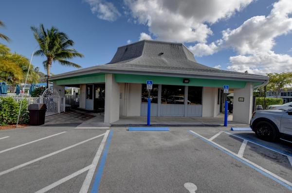 357 Markham P, Deerfield Beach, Florida 33442, image 2