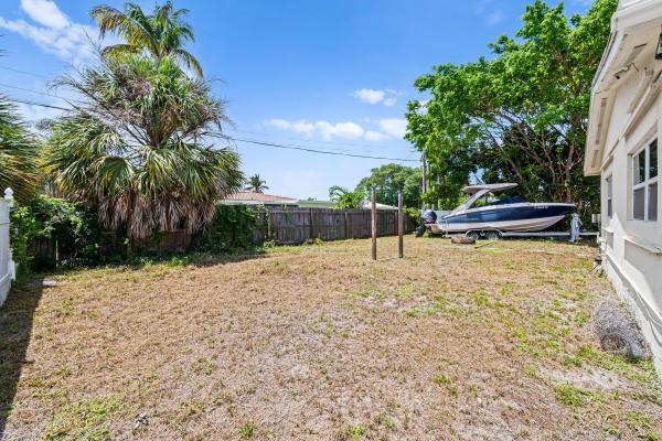 Winfield Park, 2199 NE 5th Ave, Boca Raton, Florida 33431, image 2
