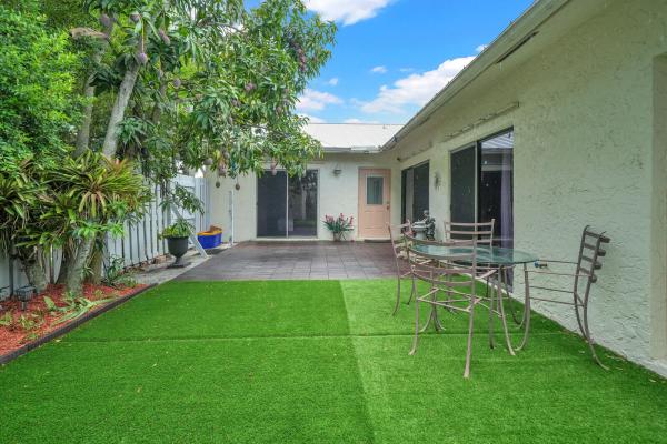 Barrwood, 8850 Ranta Ct #D, Boynton Beach, Florida 33436, image 2