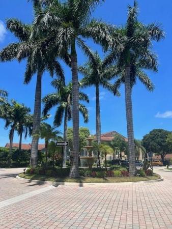 201 Villa Cir, Boynton Beach, Florida 33435, image 2