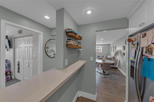 Park Court, 611 NE 14th Ave #306, Fort Lauderdale, Florida 33304, image 2