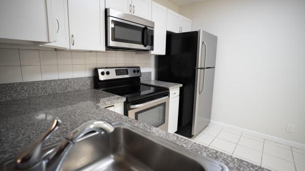 Town Villas At Moon Lake, 9110 Fairbanks Ln #4, Boca Raton, Florida 33496, image 2