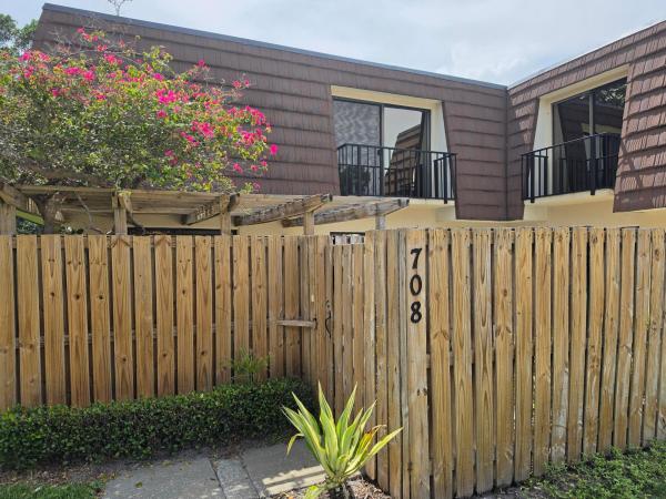 Garden Lakes, 708 7th Ln, Palm Beach Gardens, Florida 33418, image 1