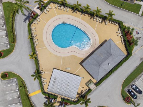 1048 Lincoln C, Boca Raton, Florida 33434, image 2