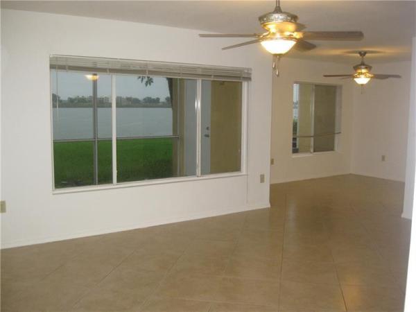 Sailboat Pointe, 2647 NW 33rd St #2305, Oakland Park, Florida 33309, image 3