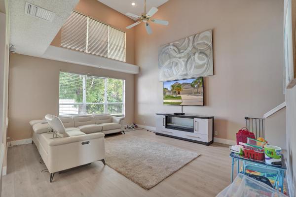 Plum Bay, 5884 N Plum Bay Pkwy, Tamarac, Florida 33321, image 1