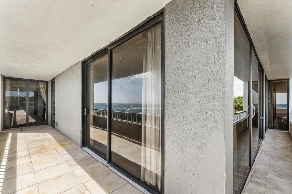 Water Glades, 5540 N Ocean Dr #1C, Riviera Beach, Florida 33404, image 1