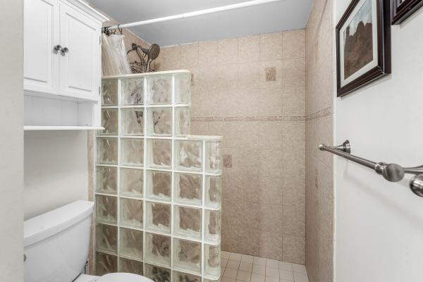 Water Glades, 5540 N Ocean Dr #1C, Riviera Beach, Florida 33404, image 2